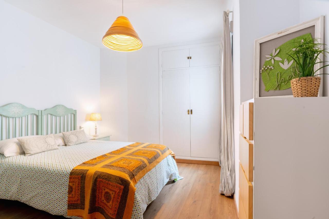 Cr Alameda Amplio Y Traquilo Apartameto Para Parejas Sevilla Eksteriør bilde