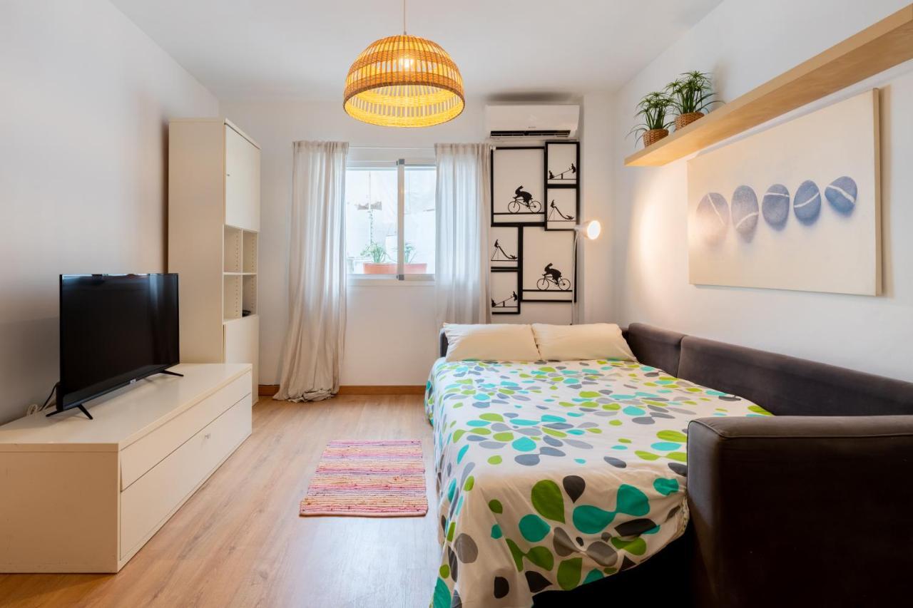 Cr Alameda Amplio Y Traquilo Apartameto Para Parejas Sevilla Eksteriør bilde